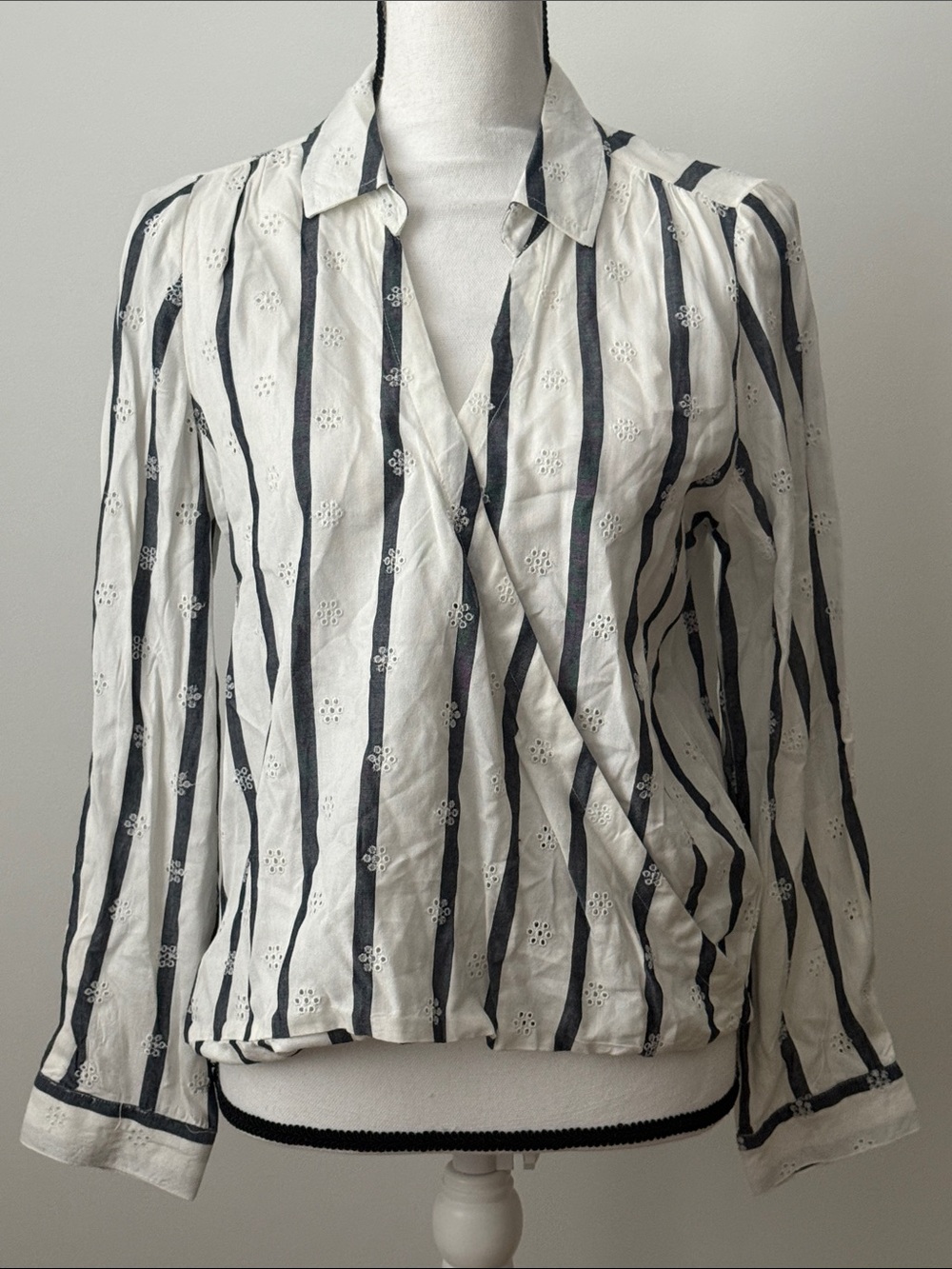 Francesca’s Blue Rain Striped Eyelet Wrap-Front Women's Top - White and Navy